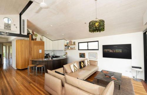 Brunswick Heads House | South Beach House - 8 South Beach Lane