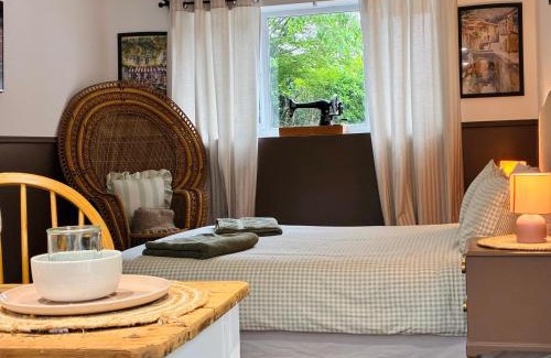 Petersfield House | South Downs Haven nr Petersfield and Goodwood