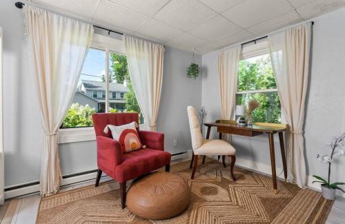 South Haven House | South Haven 5BR Near Lake Michigan