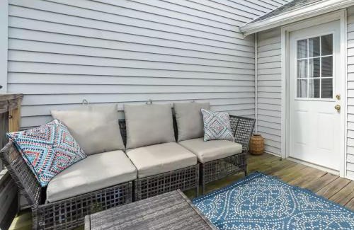 South Haven House | South Haven 5BR Near Lake Michigan