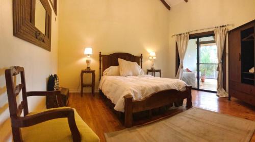 Los Angeles Bed & Breakfast | South Landing Inn