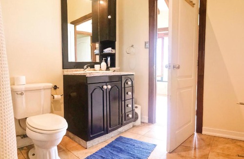 Los Angeles Bed & Breakfast | South Landing Inn