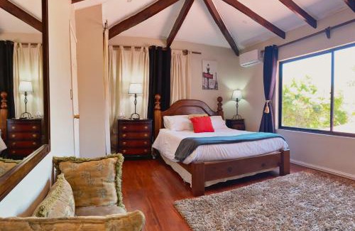 Los Angeles Bed & Breakfast | South Landing Inn