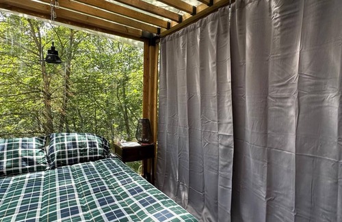 Washago Cabin | South Muskoka Cliff Cabin