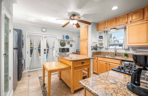 South Redlands House | South Redlands Adorable 2 bedroom Cottage