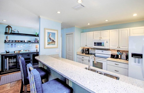 Captiva House | South Seas Beach House 15 - Direct gulf front home with pool and tennis