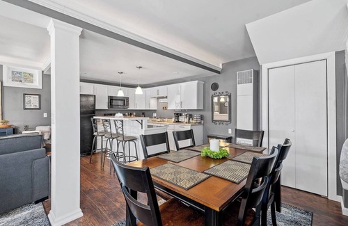 Northville House | South Shore Edgewater Estate