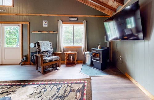Silver Lake House | South Way Retreat | Dog-friendly house with hot tub & firepit, next to White Lake