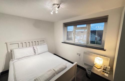 Southall Broadway House | Southall Edge Inn