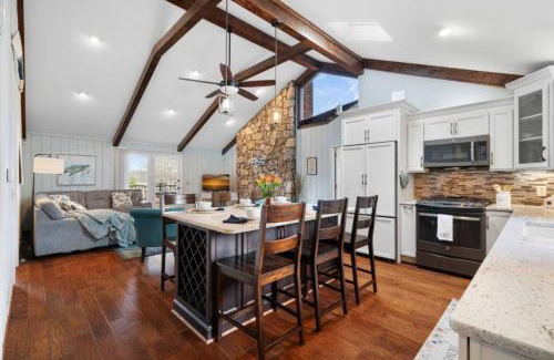 Lake Norman of Catawba House | Southern Breeze on Lake Norman