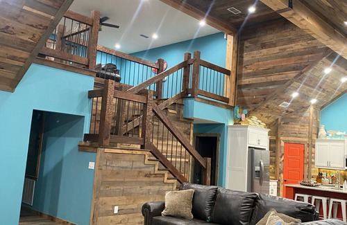 Glenwood Cabin | SOUTHERN COMFORT IS BOOKING FAST FOR SUMMER! The name speaks says it all!