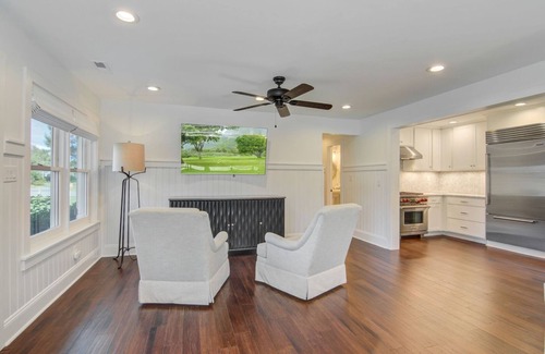 Isle of Palms House | Southern Dream! Newly Heatable Private Pool- Just Steps from Ocean!