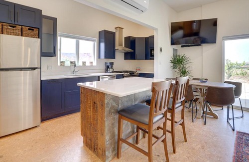 Virgin House | Southern Utah Vacation Rental with Hot Tub