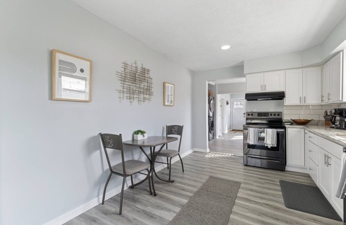 Lansing House | Southside Pro-Home Near MSU & Downtown w/Fast WiFi