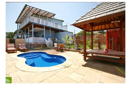 Bulli House | Southview - Suite with sea view