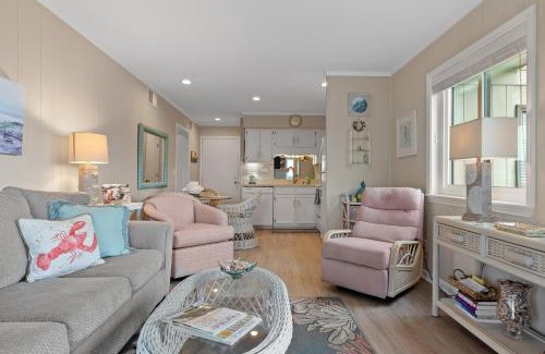 Morehead City Apartment | Southwinds J12 condo