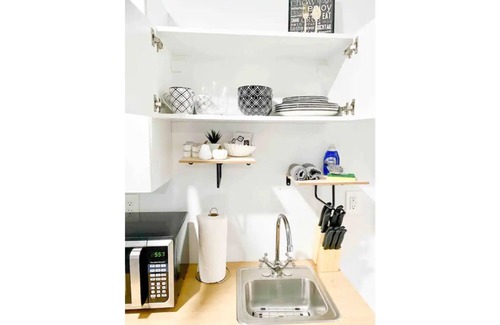 West Park Apartment | Sovereign Zen Studio in Hallandale Beach
