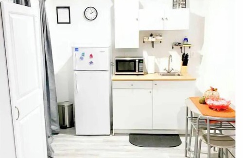 West Park Apartment | Sovereign Zen Studio in Hallandale Beach