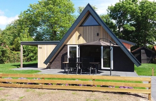 Groote Keeten Boat Rental | SP 9 Comfortable holiday residence