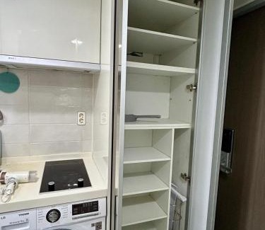 Seolcheon-myeon Apartment | SP Perfect studio in front of Sillim Station 4min, Dorimcheon