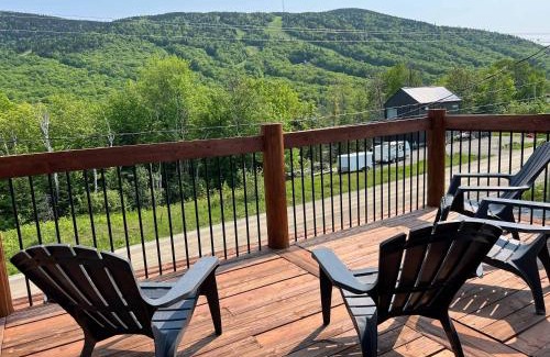 Saint-Philemon Ski Chalet | SPA Montagne Table de babyfoot - Le Pionnier