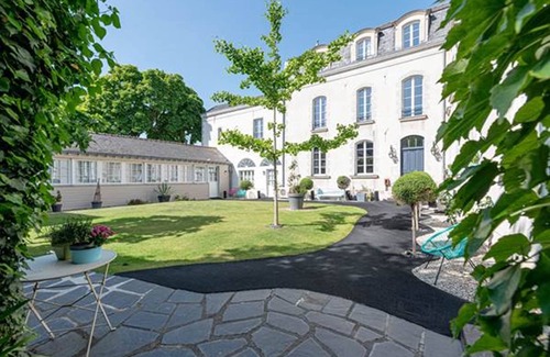 Saint-Serge Apartment | Spa Rosa Rosae Apartment