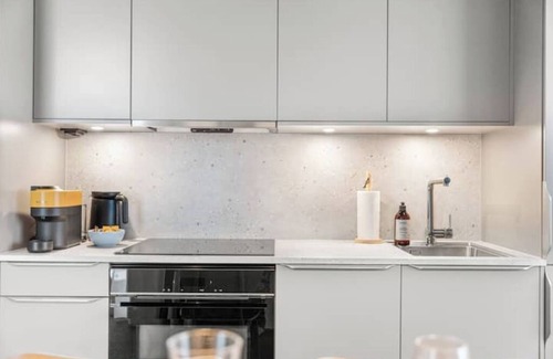 Lillestrom Apartment | Spa-Studio with Stunning Views & Private Bathtub