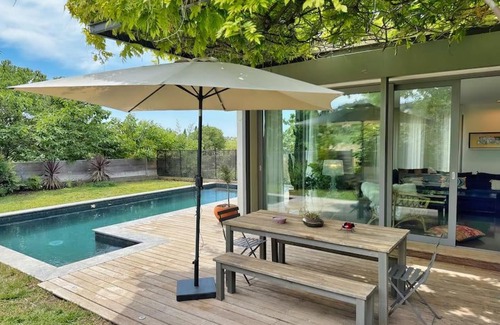 Plan-de-Cuques Villa | Spacieuse Villa avec Piscine & Jardin - Hébergement Classé