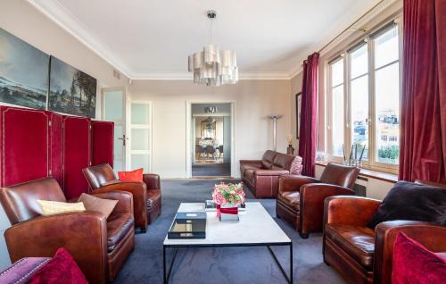 Ternes Apartment | Spacieux et élégant appartement Porte des ternes