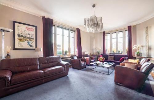 Ternes Apartment | Spacieux et élégant appartement Porte des ternes