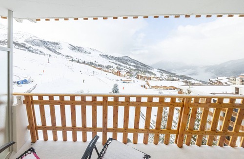 Saint-Francois-Longchamp Apartment | Spacious 57m² apartment with balcony for 6, at the foot of the slopes