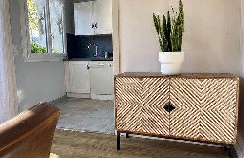 Lamalou-les-Bains Apartment | Spacious 1 bedroom apartment with balcony and view