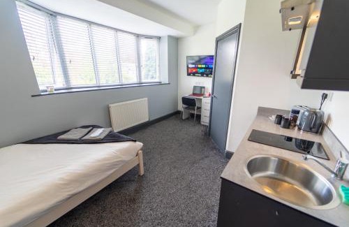 Selly Oak Apartment | Spacious 1-Bed Studio in Birmingham