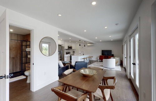 Watkins Glen Cottage | Spacious 11 Acre Lakeview Cottage