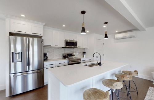 Watkins Glen Cottage | Spacious 11 Acre Lakeview Cottage