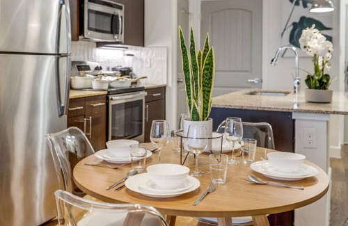 Frisco Apartment | Spacious 1B w/Pool Near Legacy West Frisco