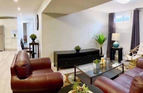 Northeast Edmonton House | Spacious 2-Bdm in-suite laundry Close to Hospital