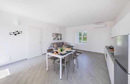 Soiano del Lago Apartment | Spacious 2 bedroom apartment with pool