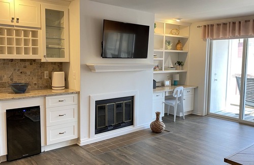 Cape May Condo | Spacious 2 Bedroom, 1 Bath condo with a large living room and a nicely renovated kitchen