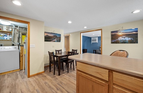 Rapid City House | Spacious 2 bedroom 2 bath home. 30 minutes from Mount Rushmore. Perfect location