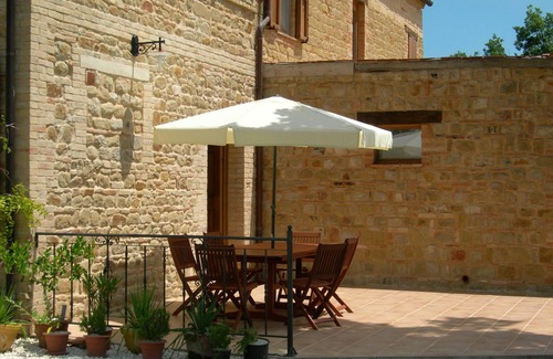 San Ginesio Apartment | Spacious 2-bedroom apartment with wonderful views of the Sibillini Mountains