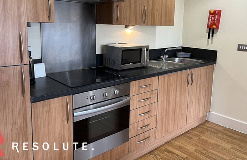 Theatreland Birmingham Apartment | ★ Spacious 2 Bedroom Arcadian Centre w/ Balcony