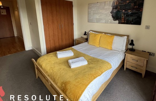 Theatreland Birmingham Apartment | ★ Spacious 2 Bedroom Arcadian Centre w/ Balcony