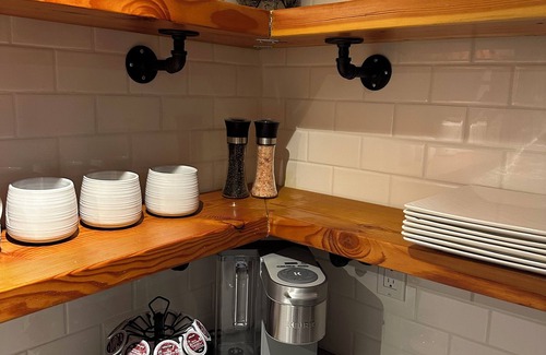 Squamish House | Spacious 2-bedroom Squamish retreat. Pet friendly!