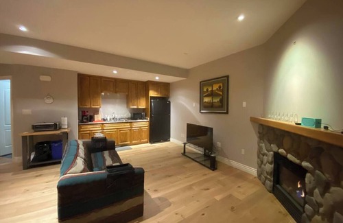 Hope House | Spacious 2 bedrooms PLUS near Kawkawa Lake