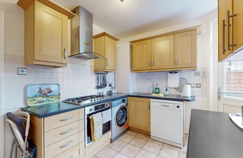 Cricklewood Apartment | Spacious 2BD apartment Cricklewood