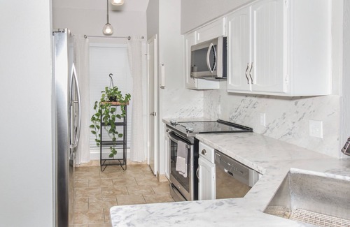 April Sound Condo | Spacious 2BR King Bed Condo in April Sound
