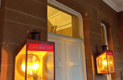 Langwathby Cottage | Spacious 3 bed apartment - pet friendly - Scotsman a spotless & unique 3 bed cottage with EV & free parking near lakes
