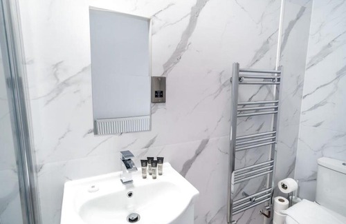 Crosby Apartment | Spacious 3 Bed Apartment in Waterloo Liverpool