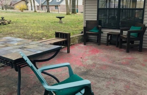 Grove House | Spacious 3 bedroom 2 bath home with large fenced in yard.